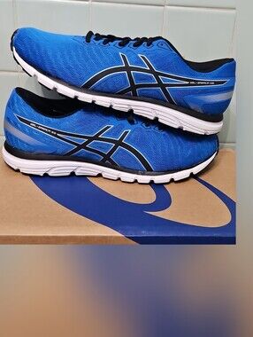 ASICS Blue and Black Athletic Running Shoes Men's Size 10 NWT